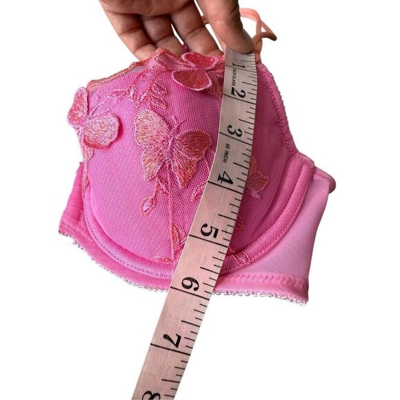 Victoria’s Secret 2005 Y2K Limited Edition 3D Embroidered Butterly Bra Size 34C - Picture 8 of 9